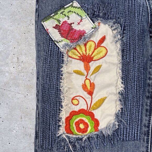 Vintage Miss Me Bohemian Embroidered Flower Patch Flare Jeans Womens 27x33 Blue - Picture 7 of 12